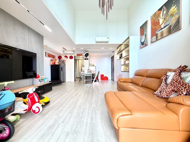 Riverparc Residence listing